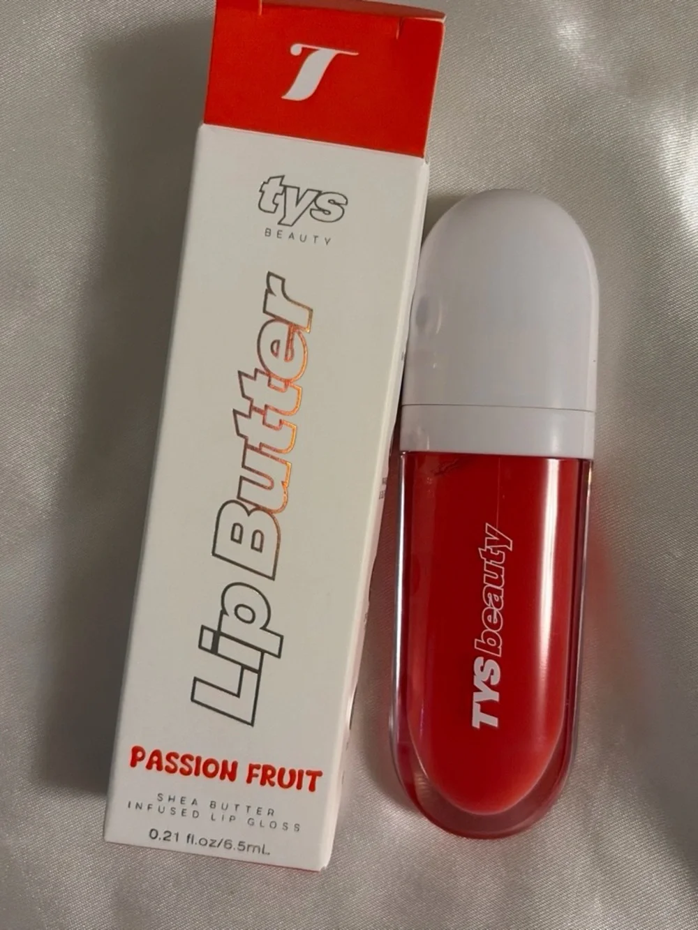 tys beauty hydrating lip